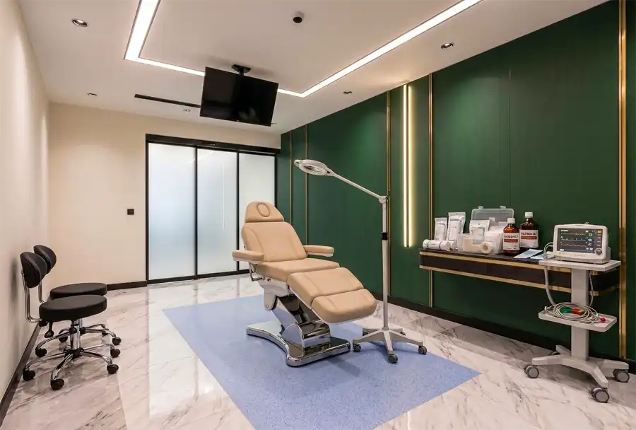 Procedure room at Henesis Clinic in Istanbul